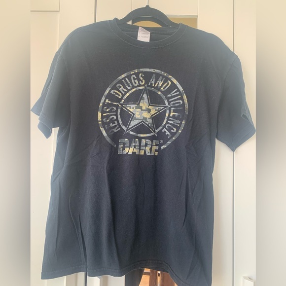 Dare‎ tshirt size med D.A.R.E tshirt - Picture 1 of 5